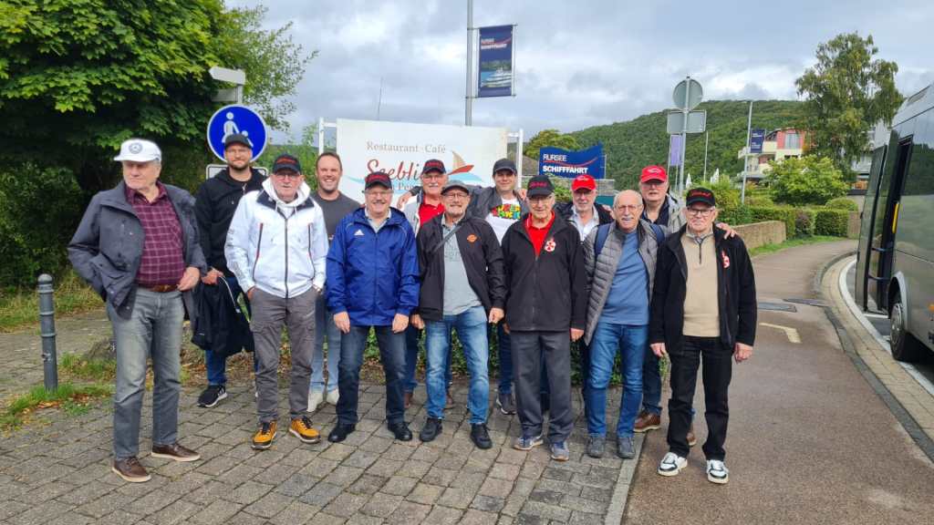 Der Senat unterwegs – mit Bus und Schiff zu&nbsp;Brings